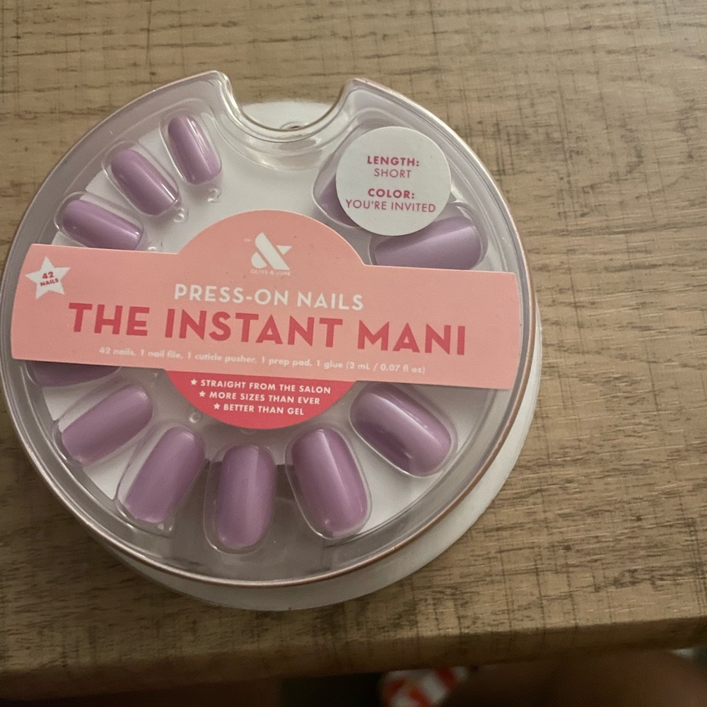 Instant Mani press on nails  42 ct. Color: Your invited.  short length.